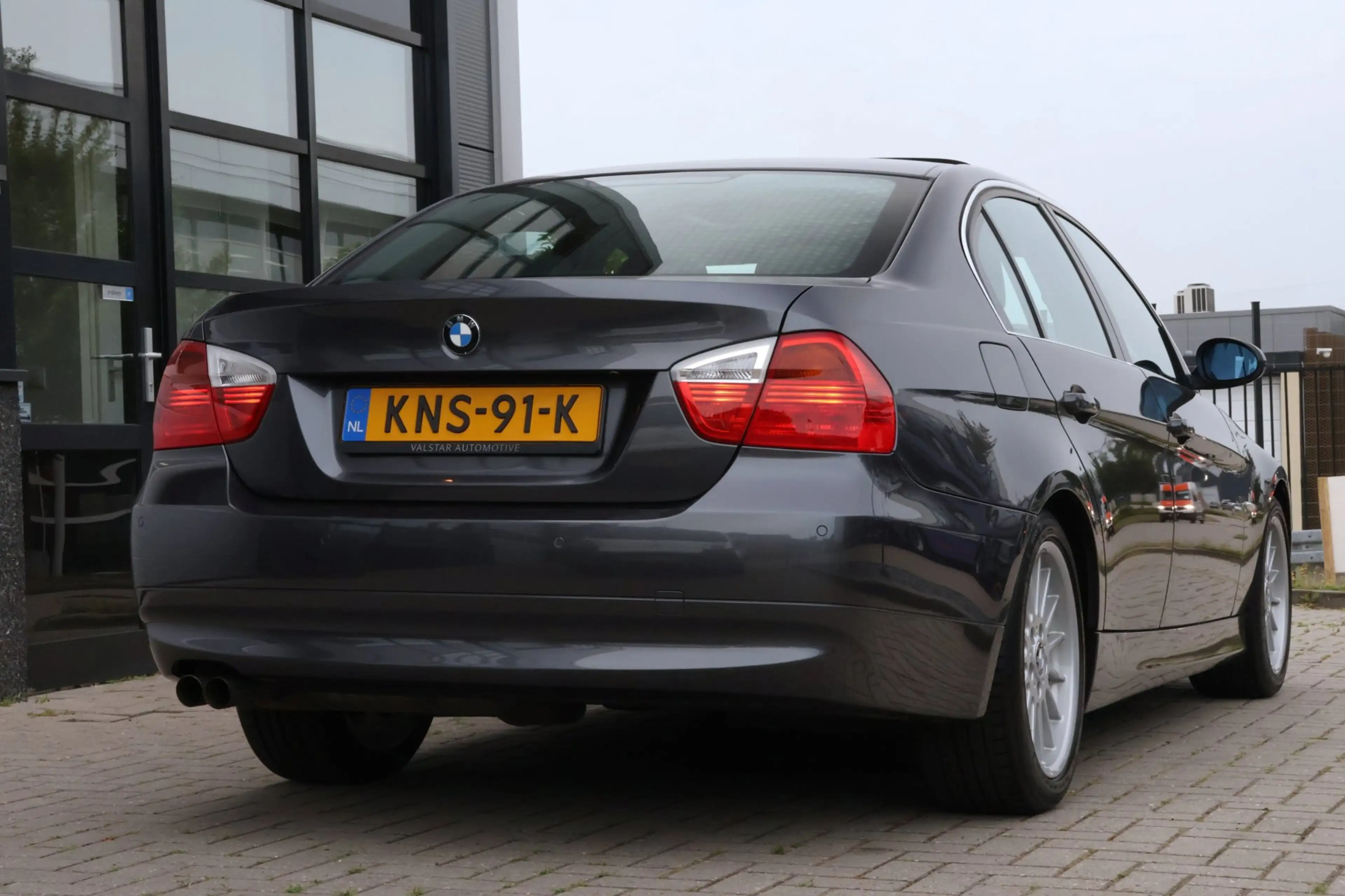BMW 325 3-serie 325i 6-Cilinder Handgeschakeld | 1e Eigena — photo 5