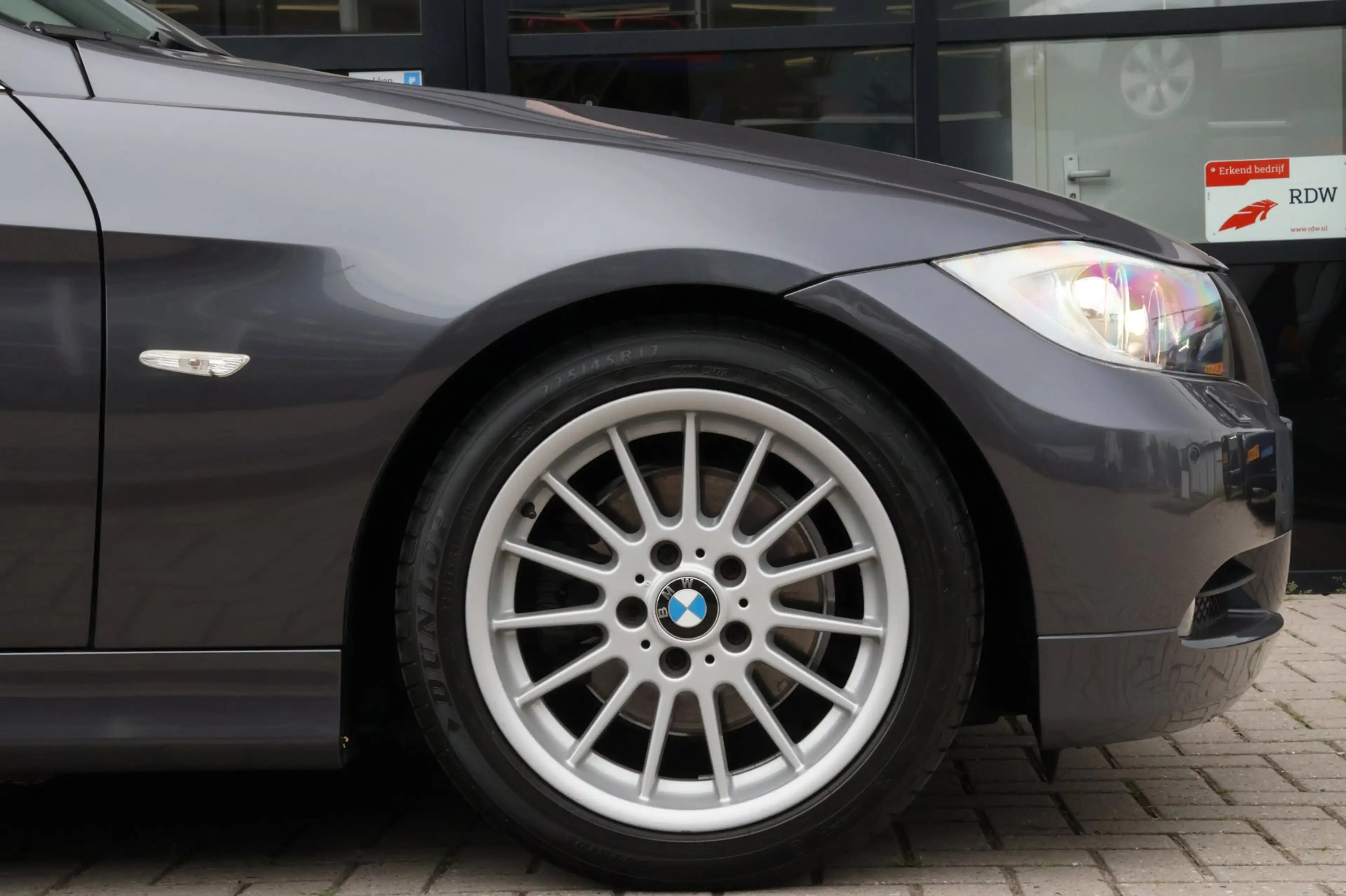 BMW 325 3-serie 325i 6-Cilinder Handgeschakeld | 1e Eigena — photo 38