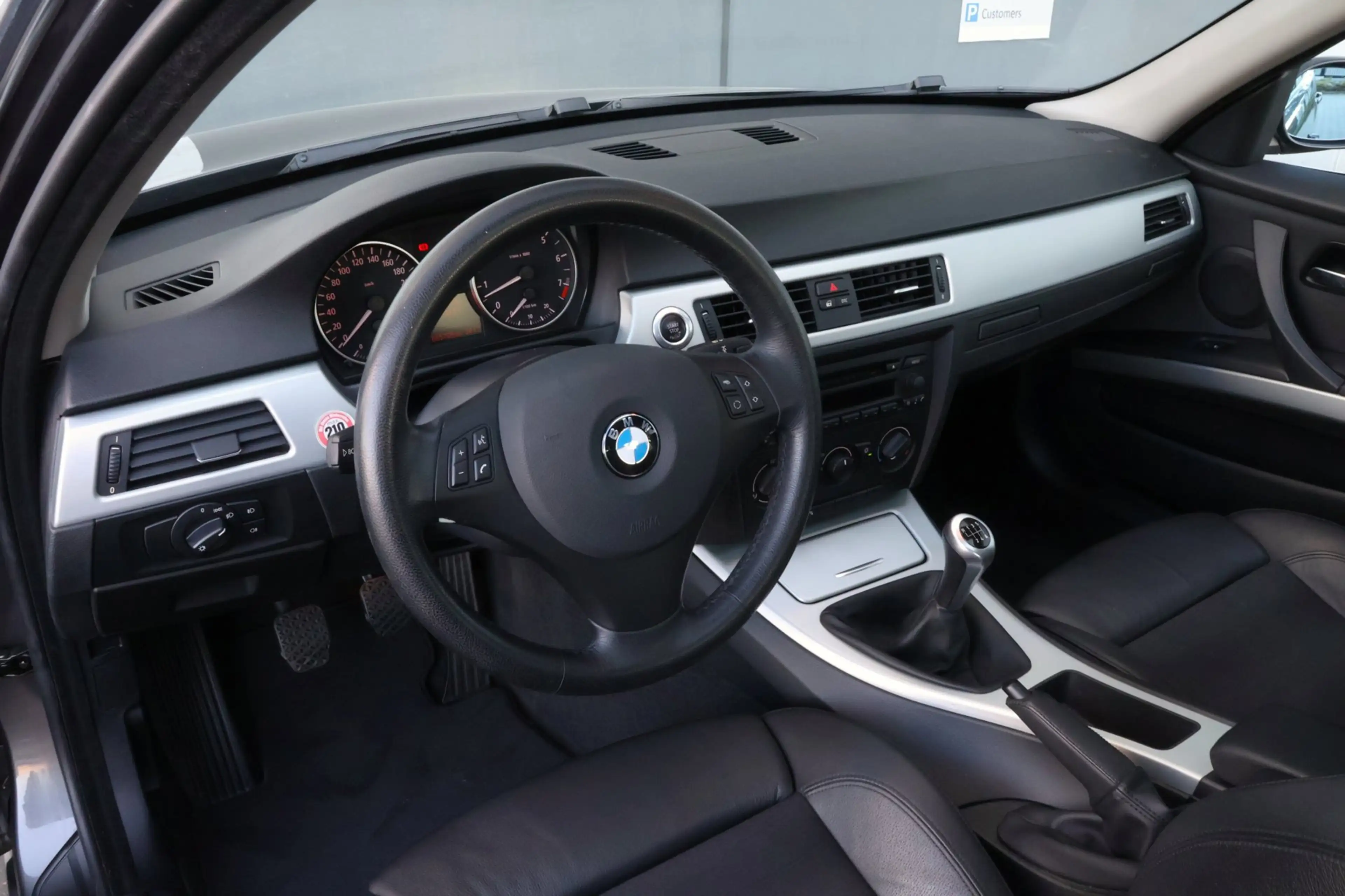 BMW 325 3-serie 325i 6-Cilinder Handgeschakeld | 1e Eigena — photo 2
