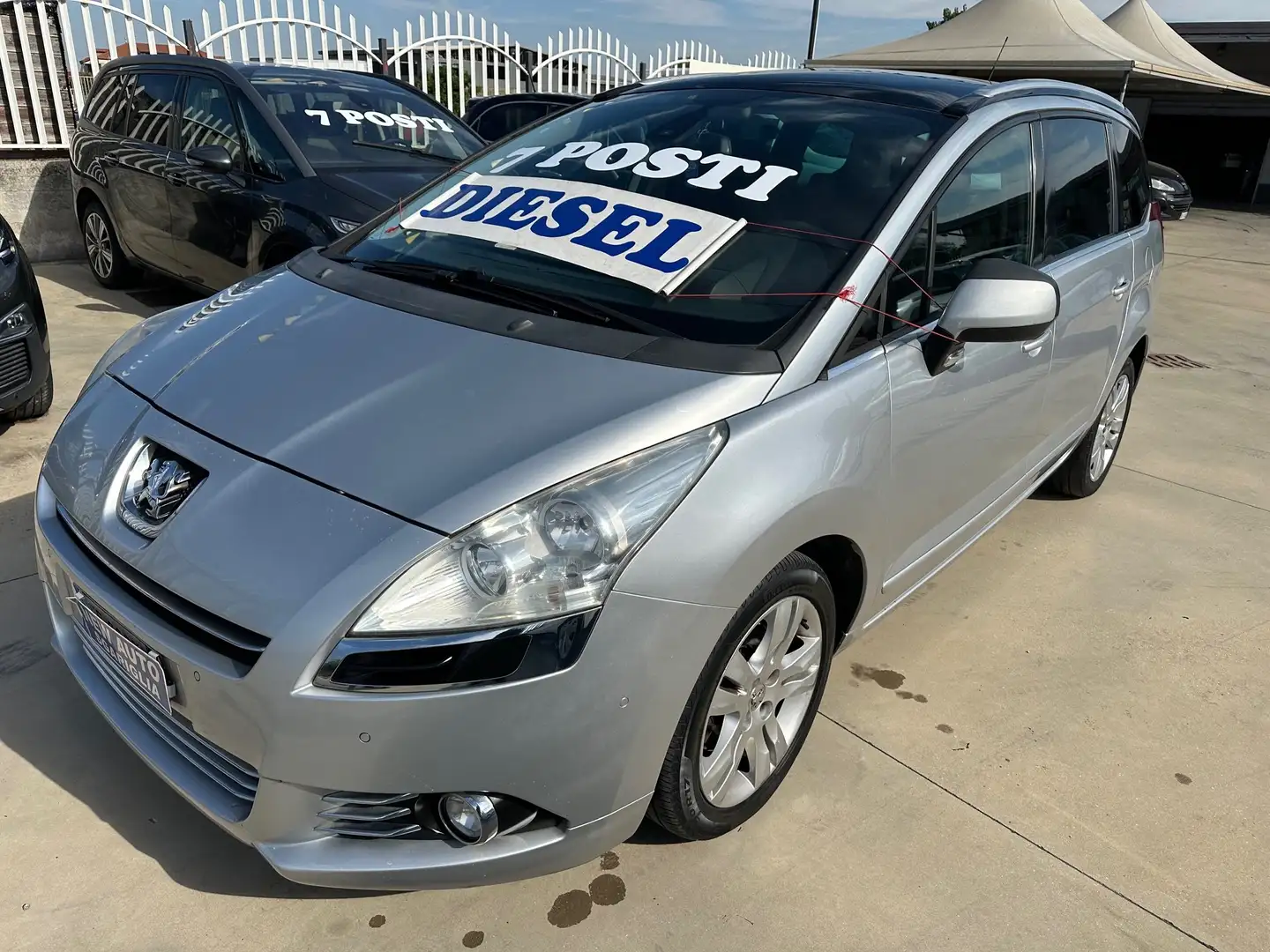 Peugeot 5008 2.0 hdi Allure 150cv 7 POSTI TETTO Gris - 2