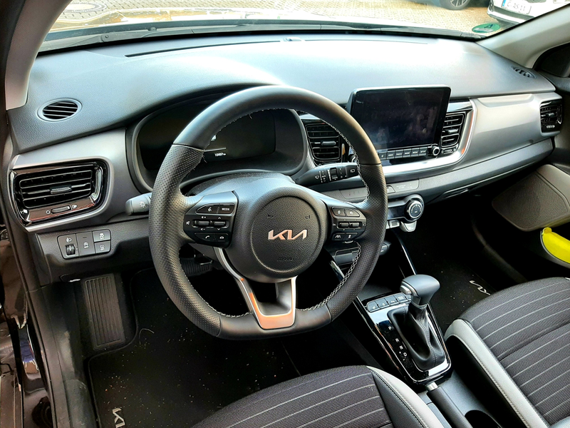 Kia Stonic 1.0T 48V DCT SPIRIT TECH MJ25 — photo 8