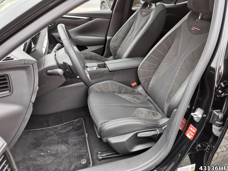 DS Automobiles DS 4 Performance Line — photo 10