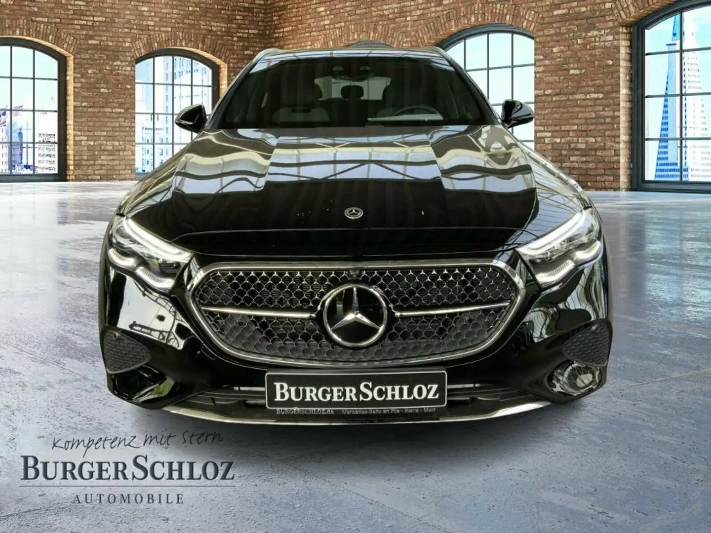 Mercedes-Benz E 220 T d 4MATIC W-Paket ACC PDC SHZ SpurH LM Noir - 2