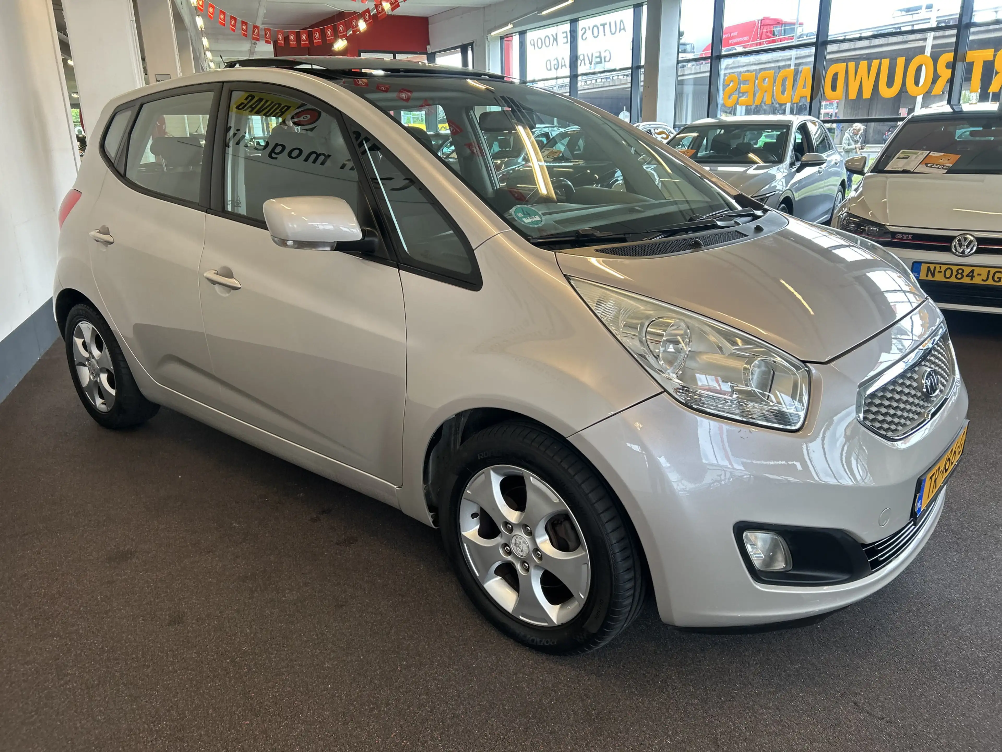 Kia Venga 1.6 CVVT X-ecutive Automaat | Panoramadak | Cruise — photo 8