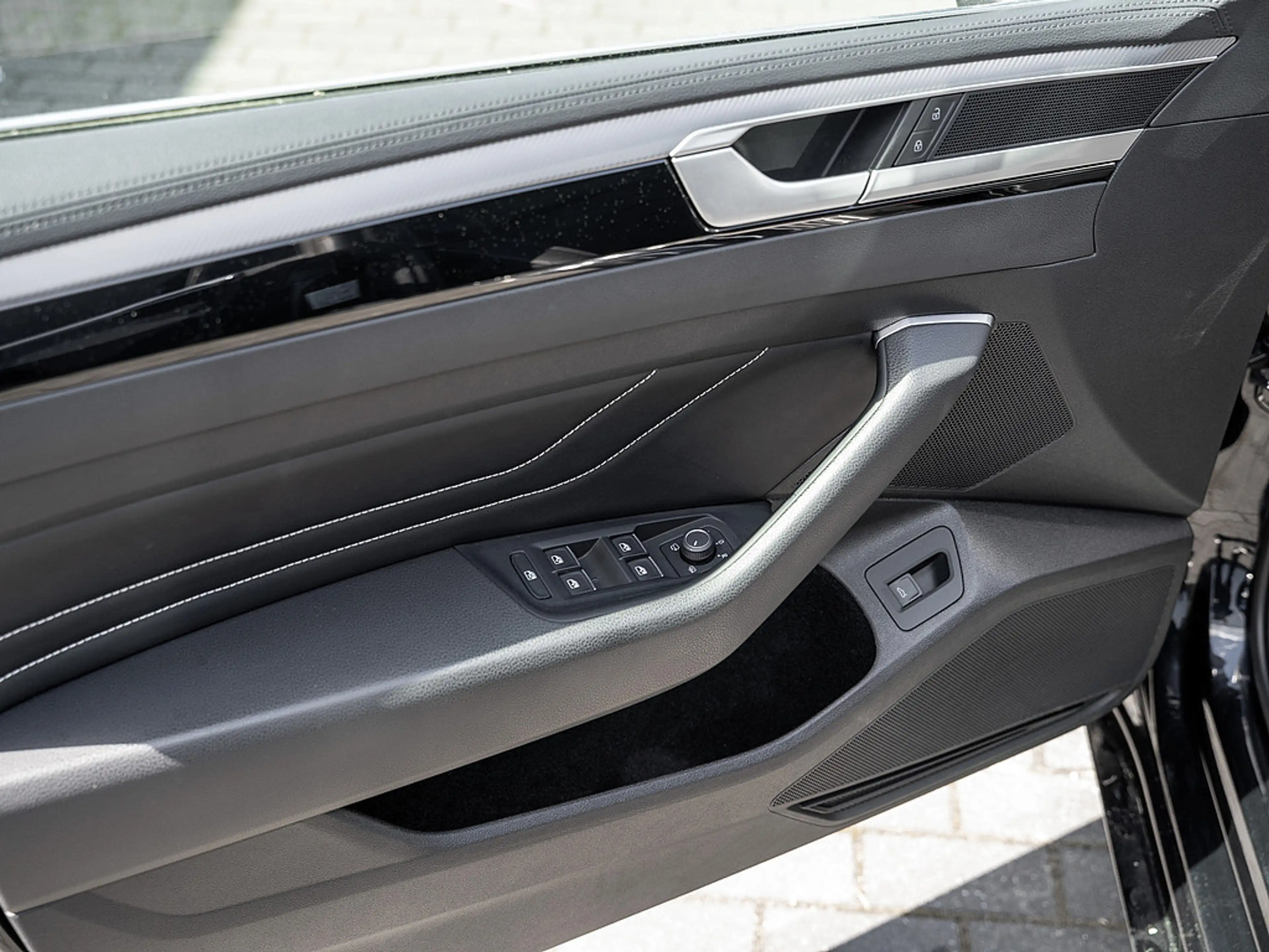 Volkswagen Arteon Shooting Brake 2.0 TDI R-Line DSG AHK — photo 14
