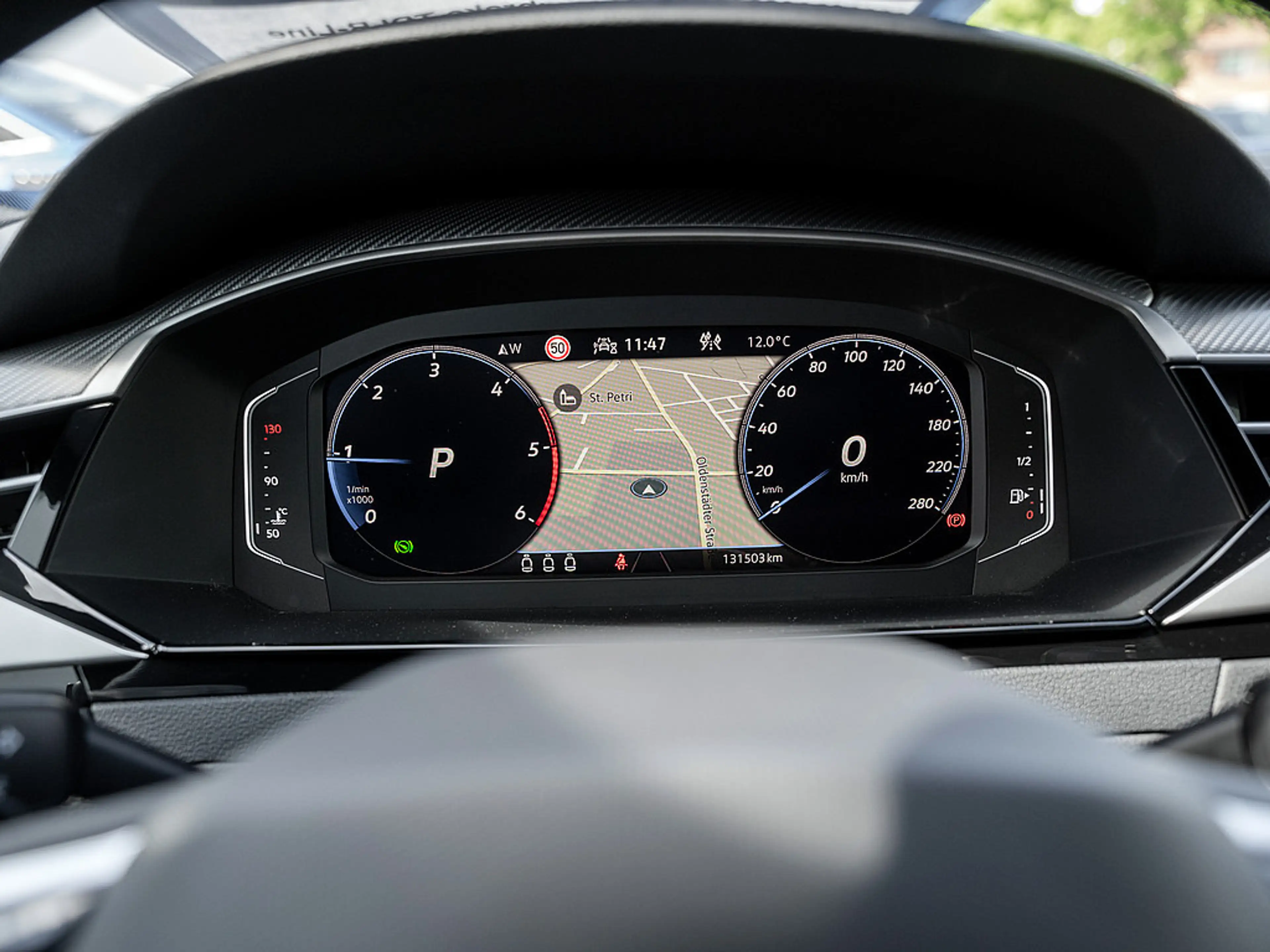 Volkswagen Arteon Shooting Brake 2.0 TDI R-Line DSG AHK — photo 12