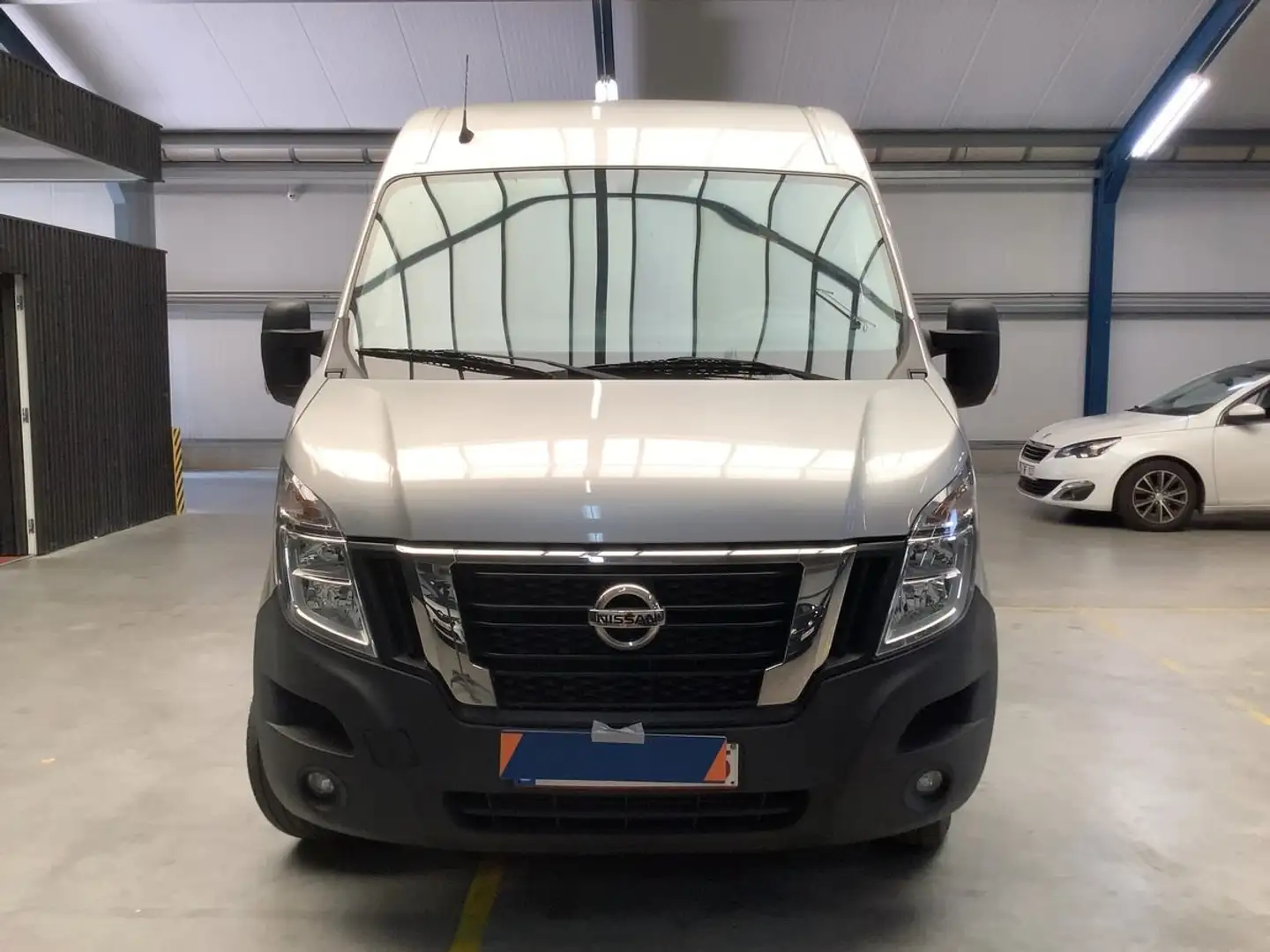 Nissan NV400 Nissan NV400 2.3 dCi L2H2 3,5t PRO - 1