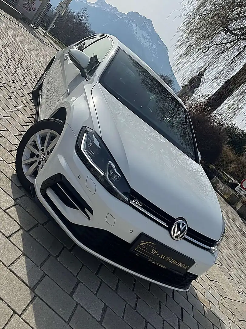 Volkswagen Golf Highline 2,0 TDI**R-Line** Weiß - 2