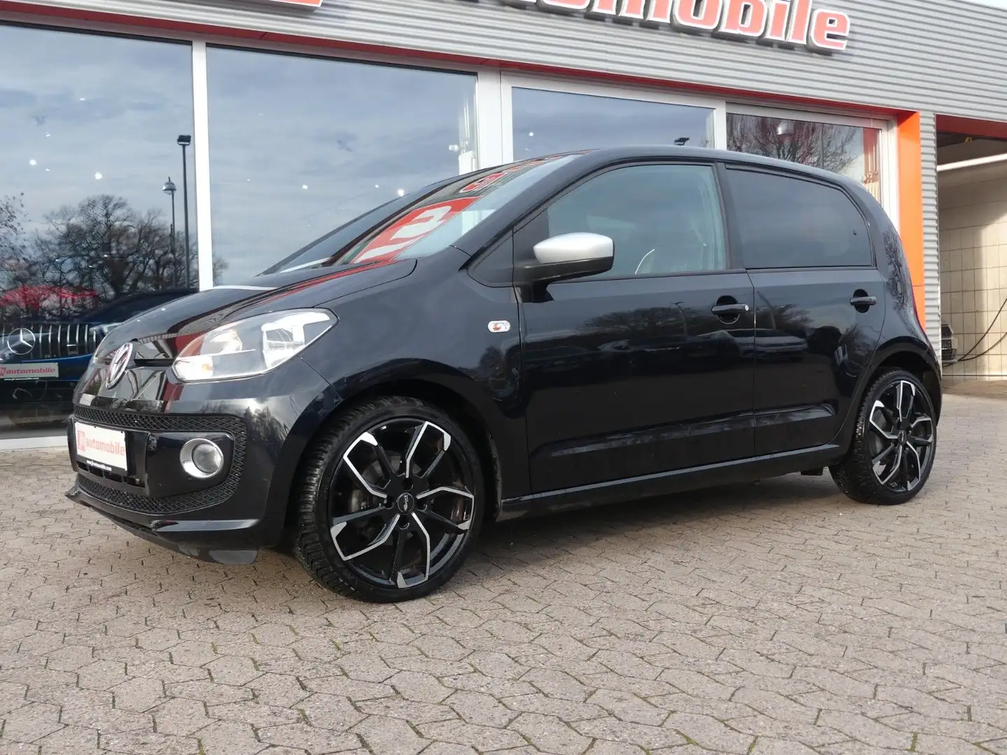 Volkswagen up! street up! Leder*Schiebedach*SHZ Noir - 1