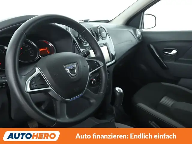 Dacia Sandero view 11