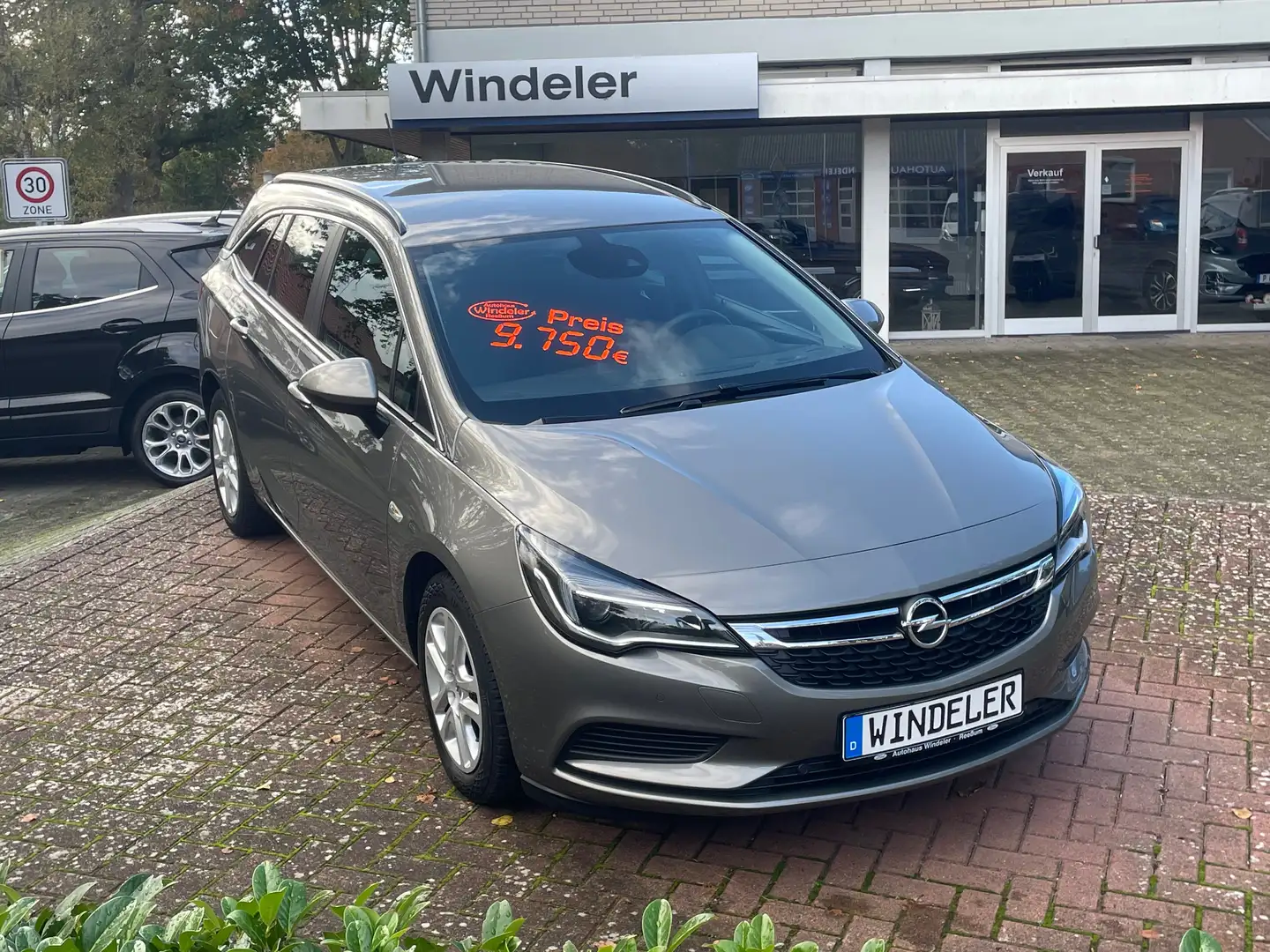 Opel Astra Edition Winterpaket Grau - 1