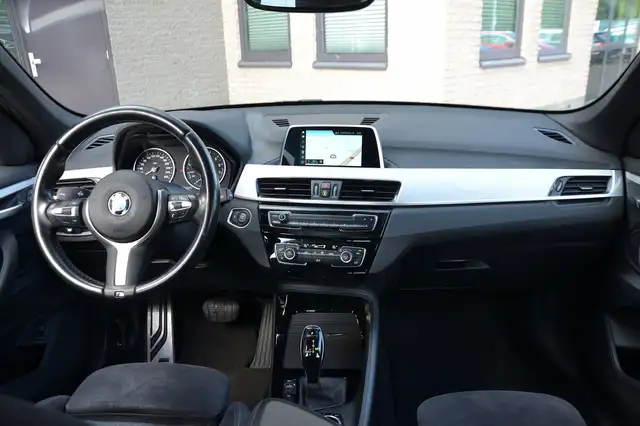 BMW X1 view 10