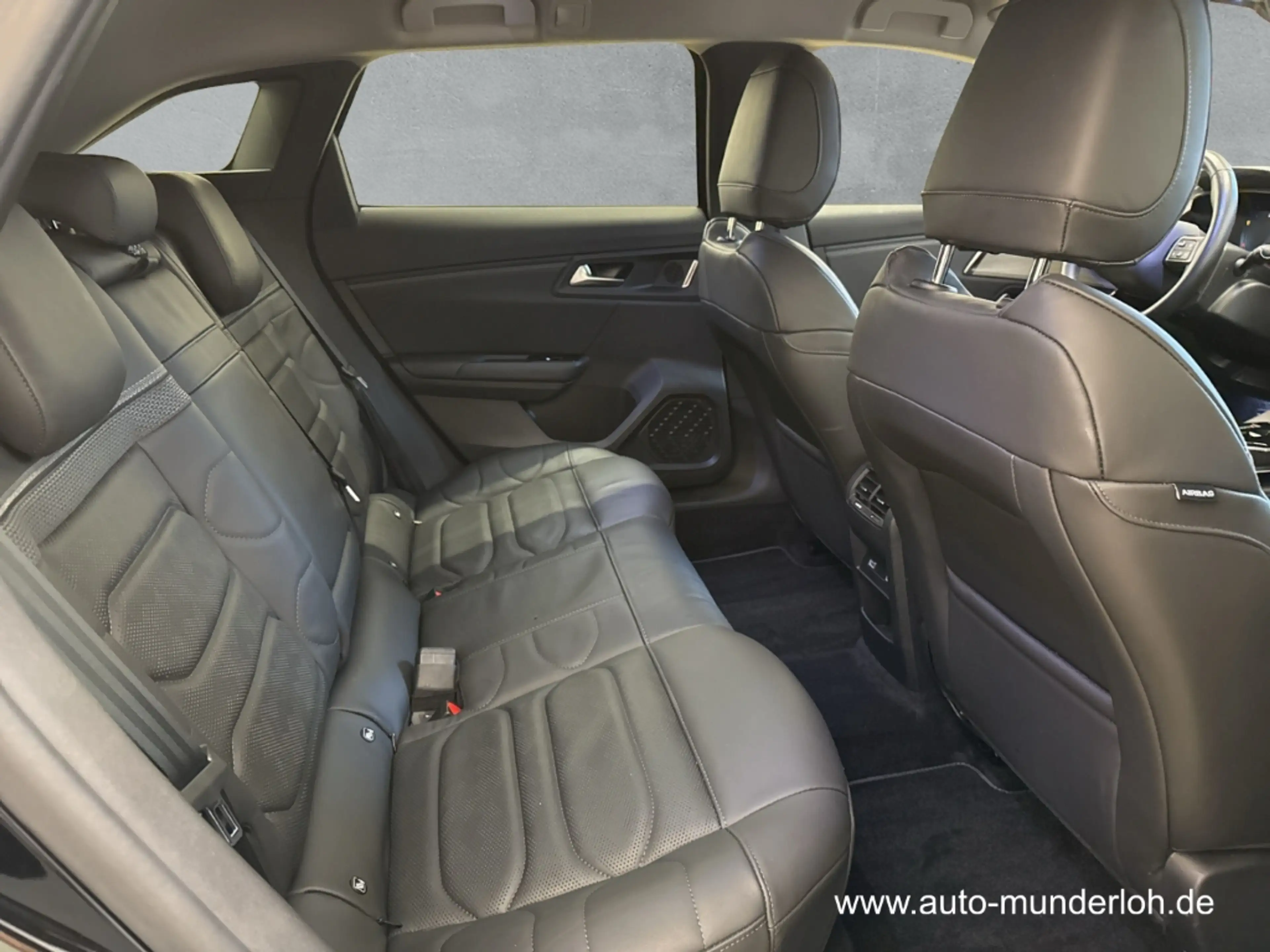 Citroen C5 X 225 e-EAT8 Hybrid Shine-Pack LEDER HEAD-UP DRIVE-A — photo 11