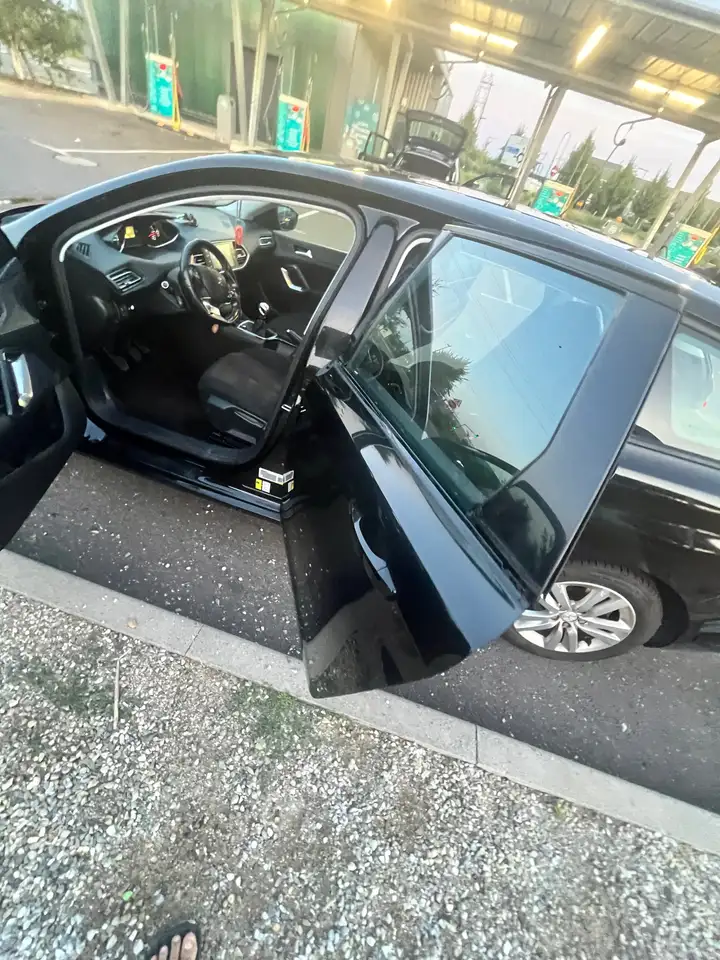 Peugeot 308 308 SW — photo 3