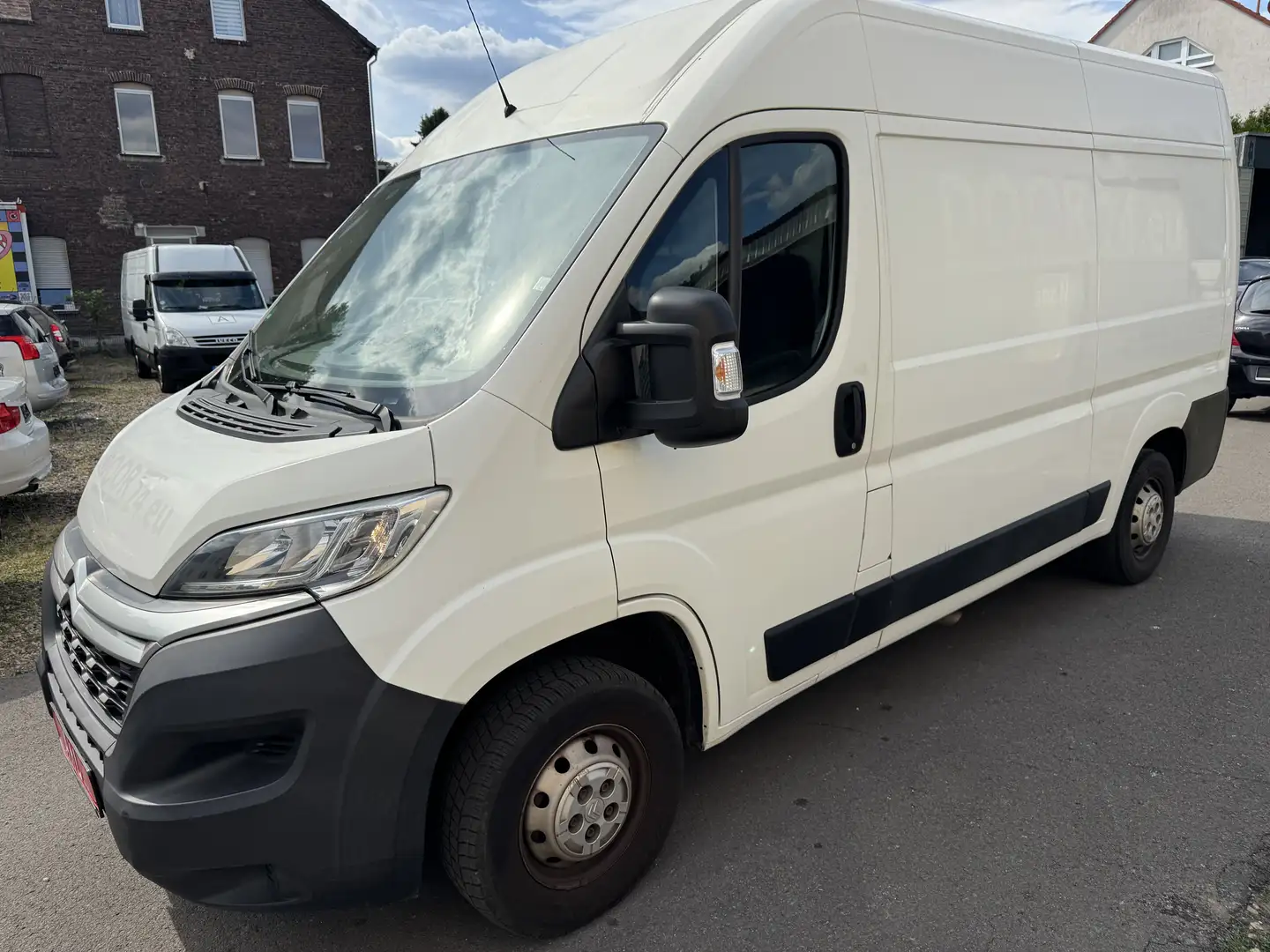 Citroen Jumper 30 L2H2 Profi BlueHDi 130/Kamera/Temp./Klima/AHK Weiß - 2