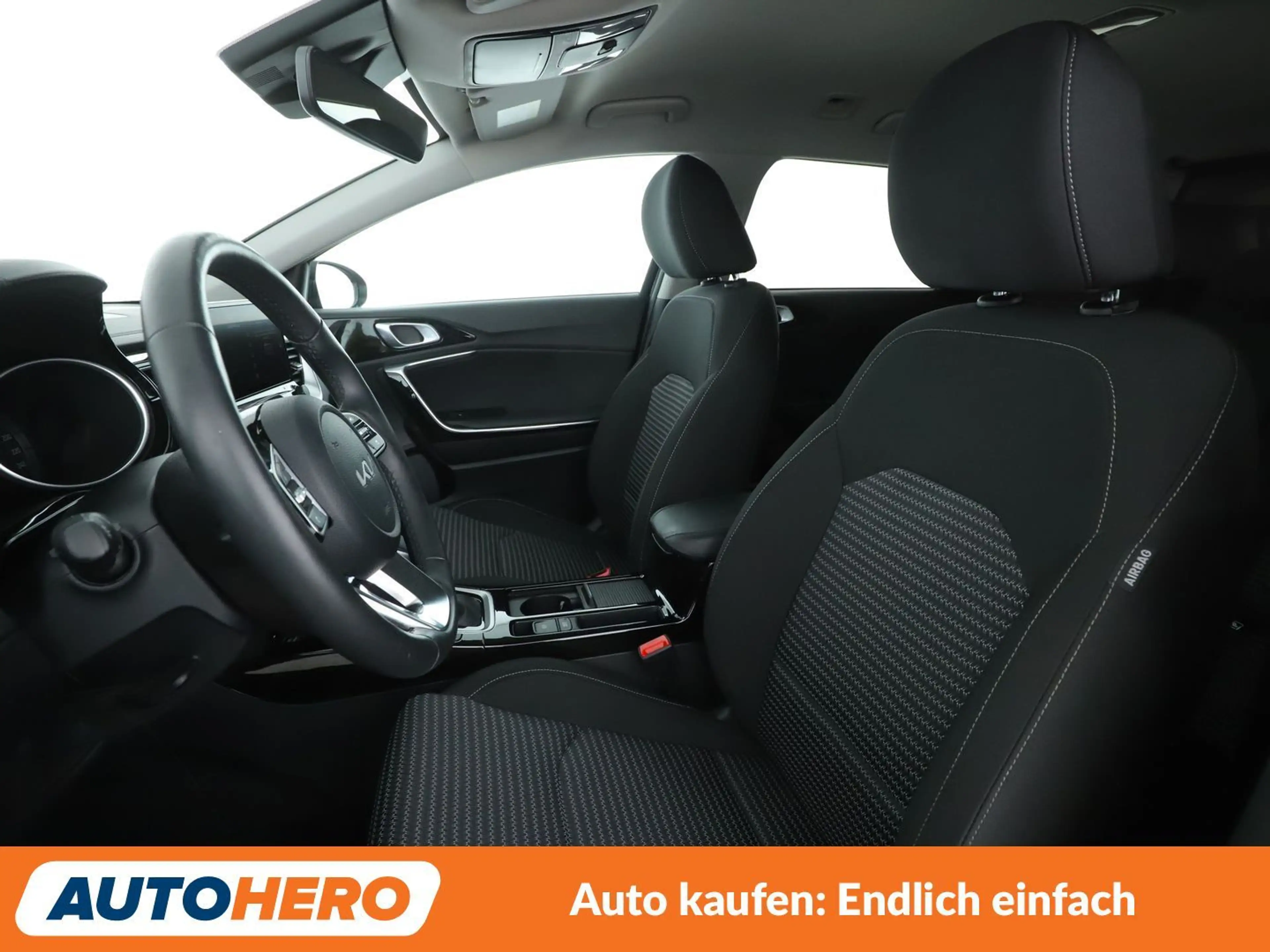 Kia Ceed / cee'd 1.5 TGDI Mild-Hybrid Ultimate Edition Aut.*NAVI* — photo 10