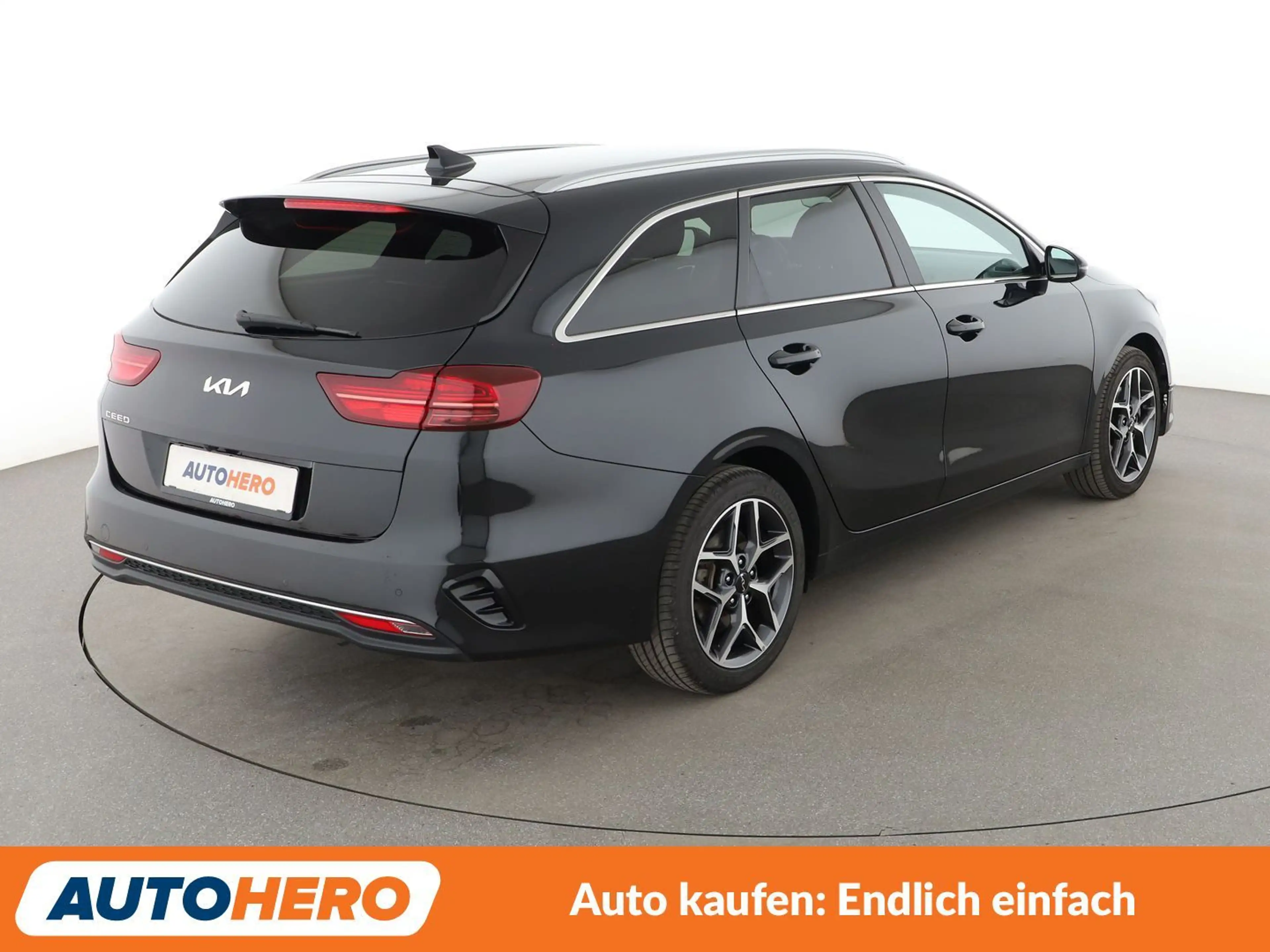 Kia Ceed / cee'd 1.5 TGDI Mild-Hybrid Ultimate Edition Aut.*NAVI* — photo 6