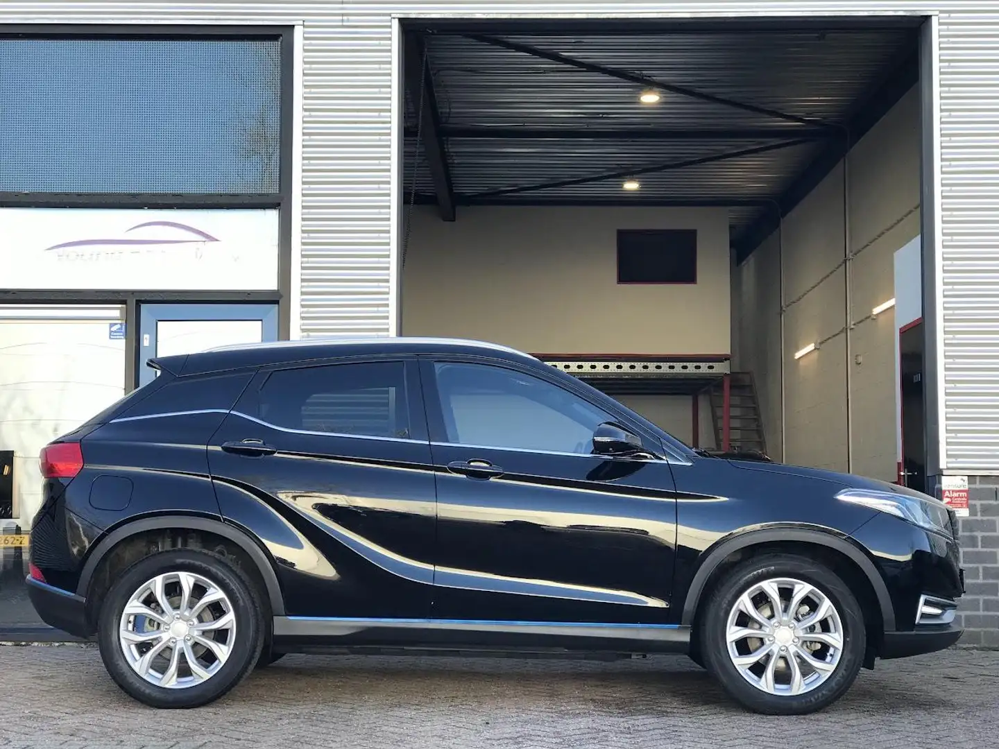 Seres Seres 3 52kWh|AUT|PANORAMADAK|CAMERA 360°|KEYLESS|NAVIGATI Noir - 2