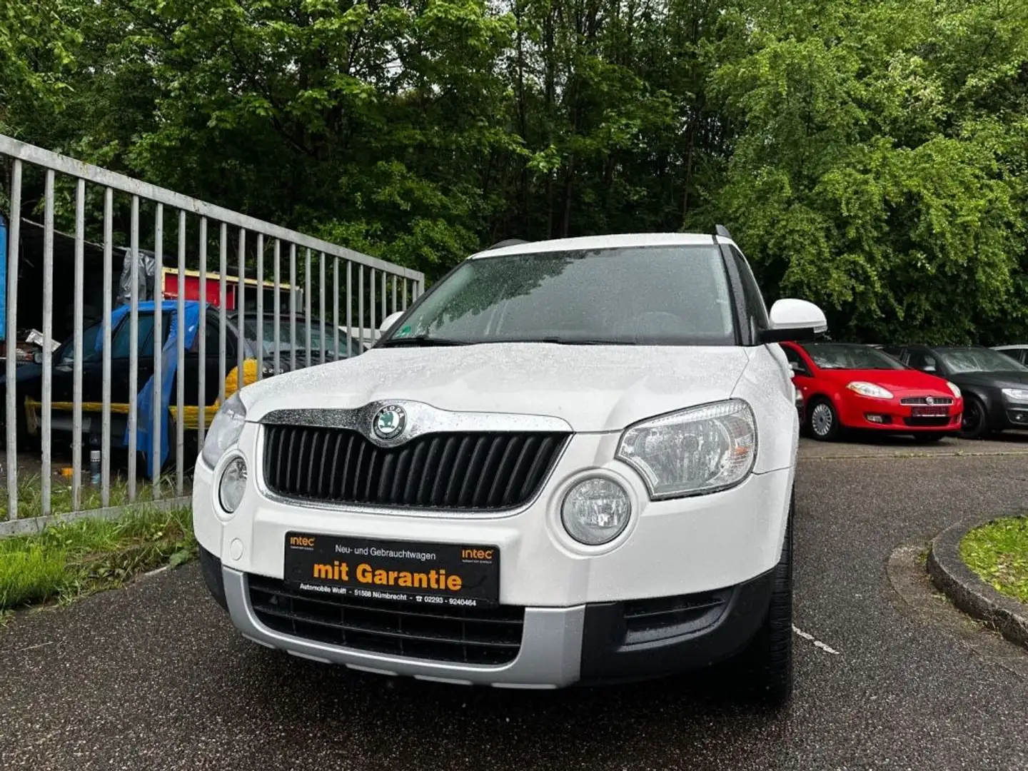 Skoda Yeti Ambition Plus Edition*TÜV NEU*KLIMA*1.HAND* Blanco - 2