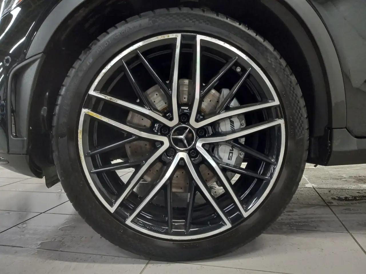 Mercedes-Benz GLC снимка Mercedes-Benz GLC
