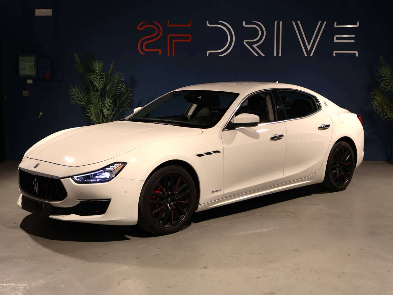 Maserati Ghibli V6 350 CV Granlusso