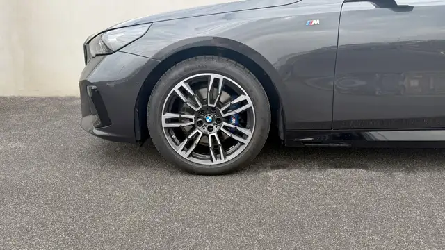 BMW 520 d xDrive Ansicht 4