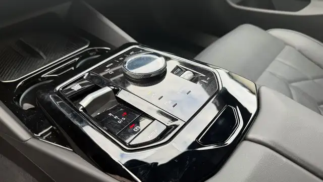 BMW 520 d xDrive Ansicht 11