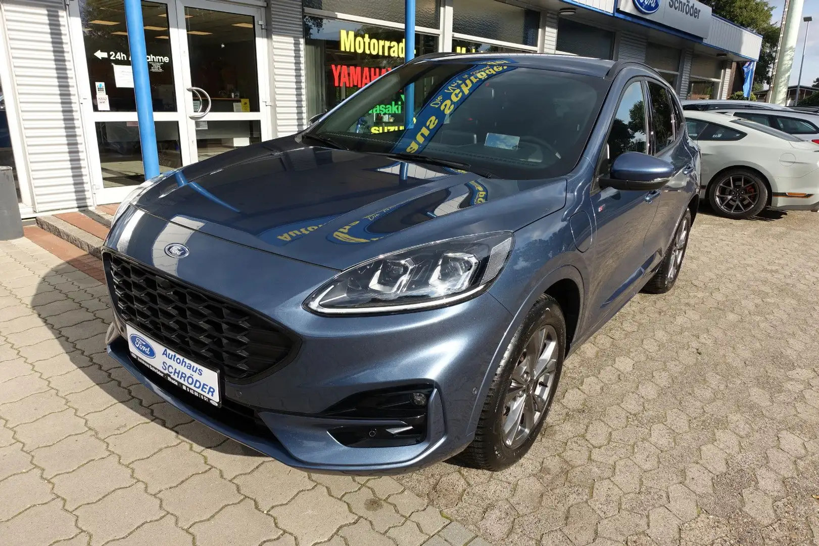 Ford Kuga Plug-In Hybrid ST-Line X - 2,5PHEV / AHK Blau - 2