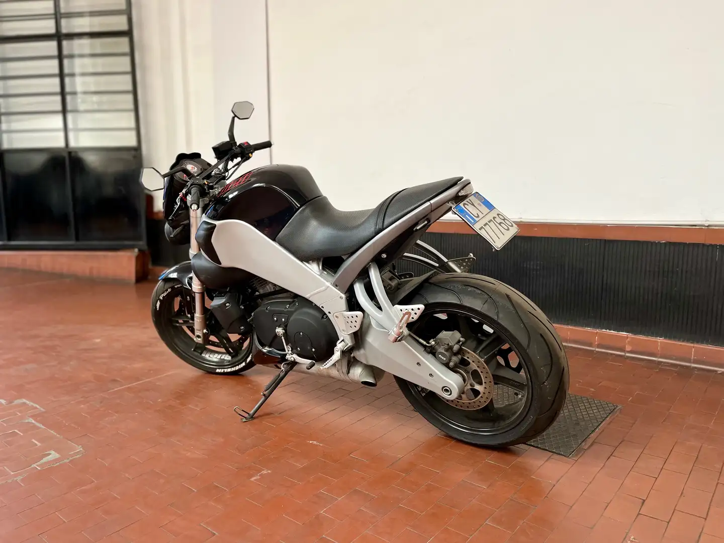 Buell XB 9 Lightning Siyah - 2