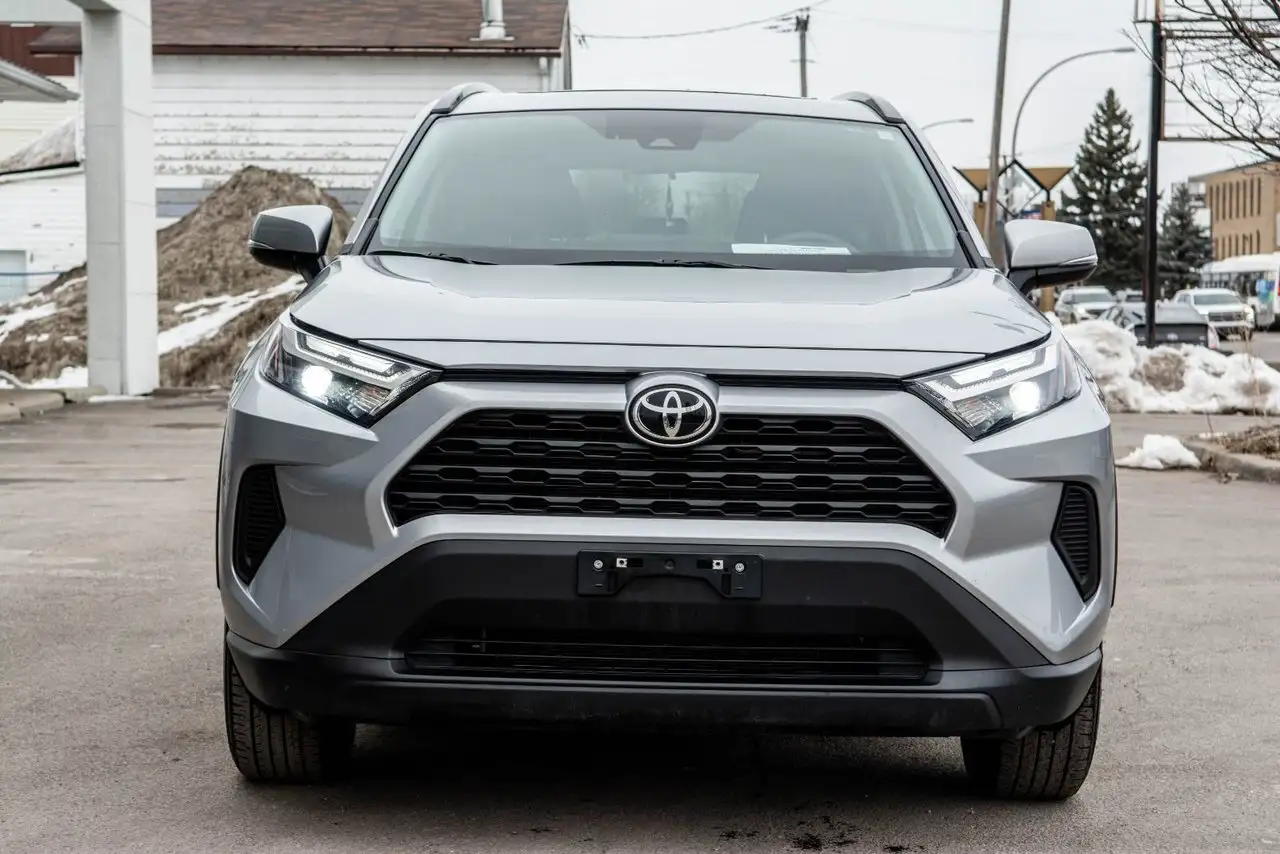 Toyota RAV 4 снимка Toyota RAV 4