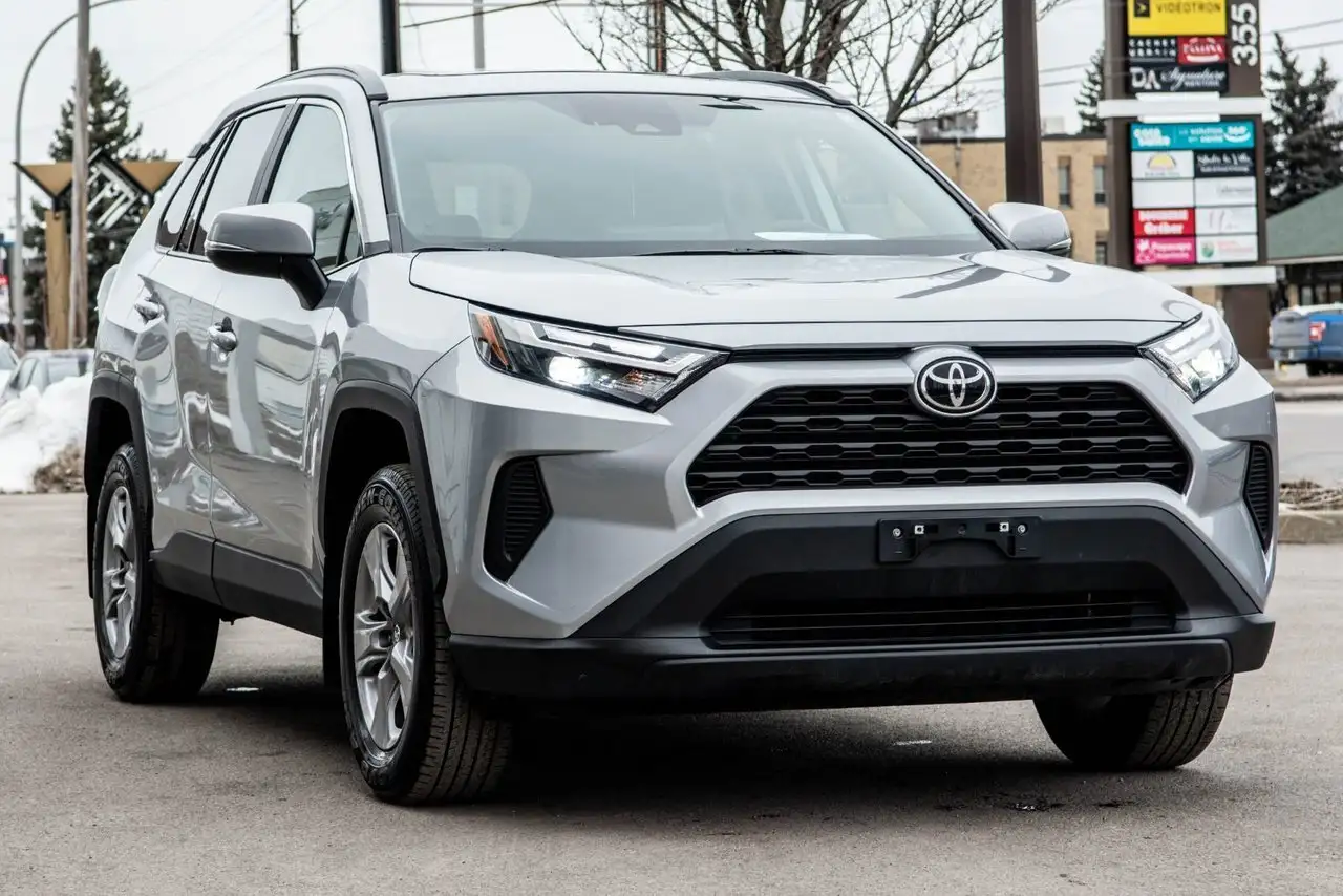 Toyota RAV 4 снимка Toyota RAV 4