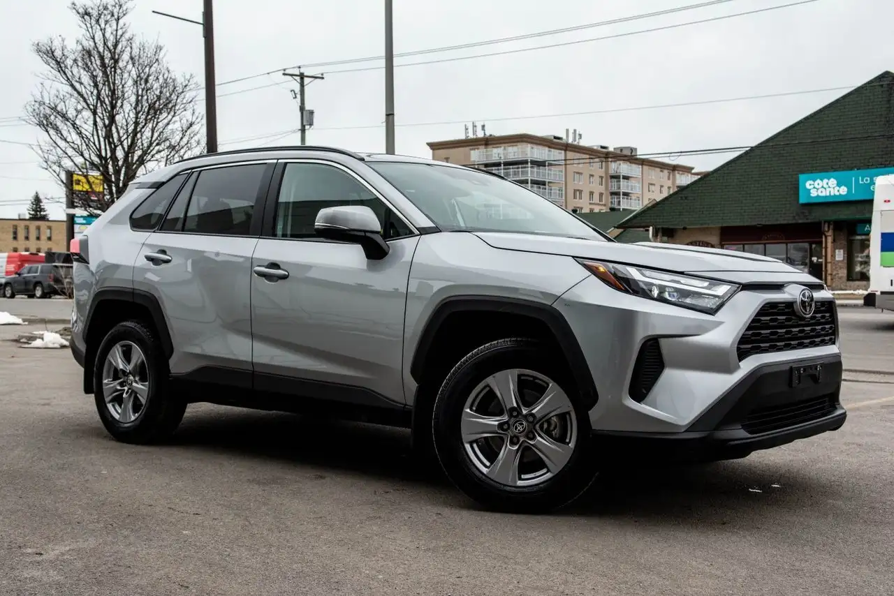 Toyota RAV 4 снимка Toyota RAV 4