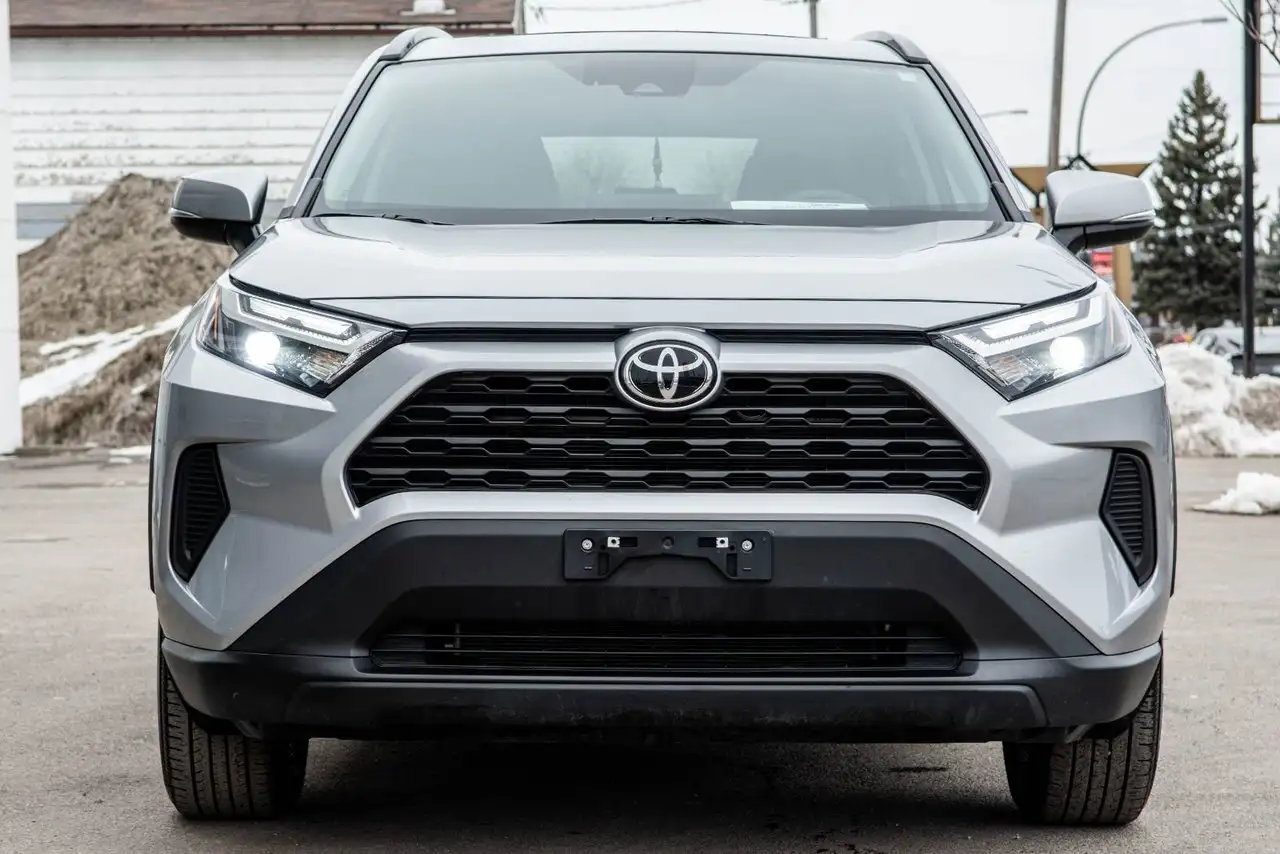 Toyota RAV 4 снимка Toyota RAV 4