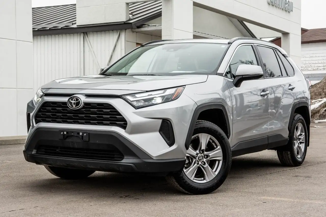 Toyota RAV 4 снимка Toyota RAV 4