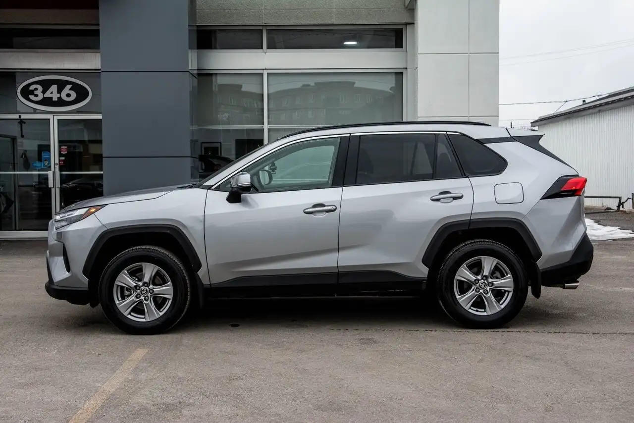 Toyota RAV 4 снимка Toyota RAV 4