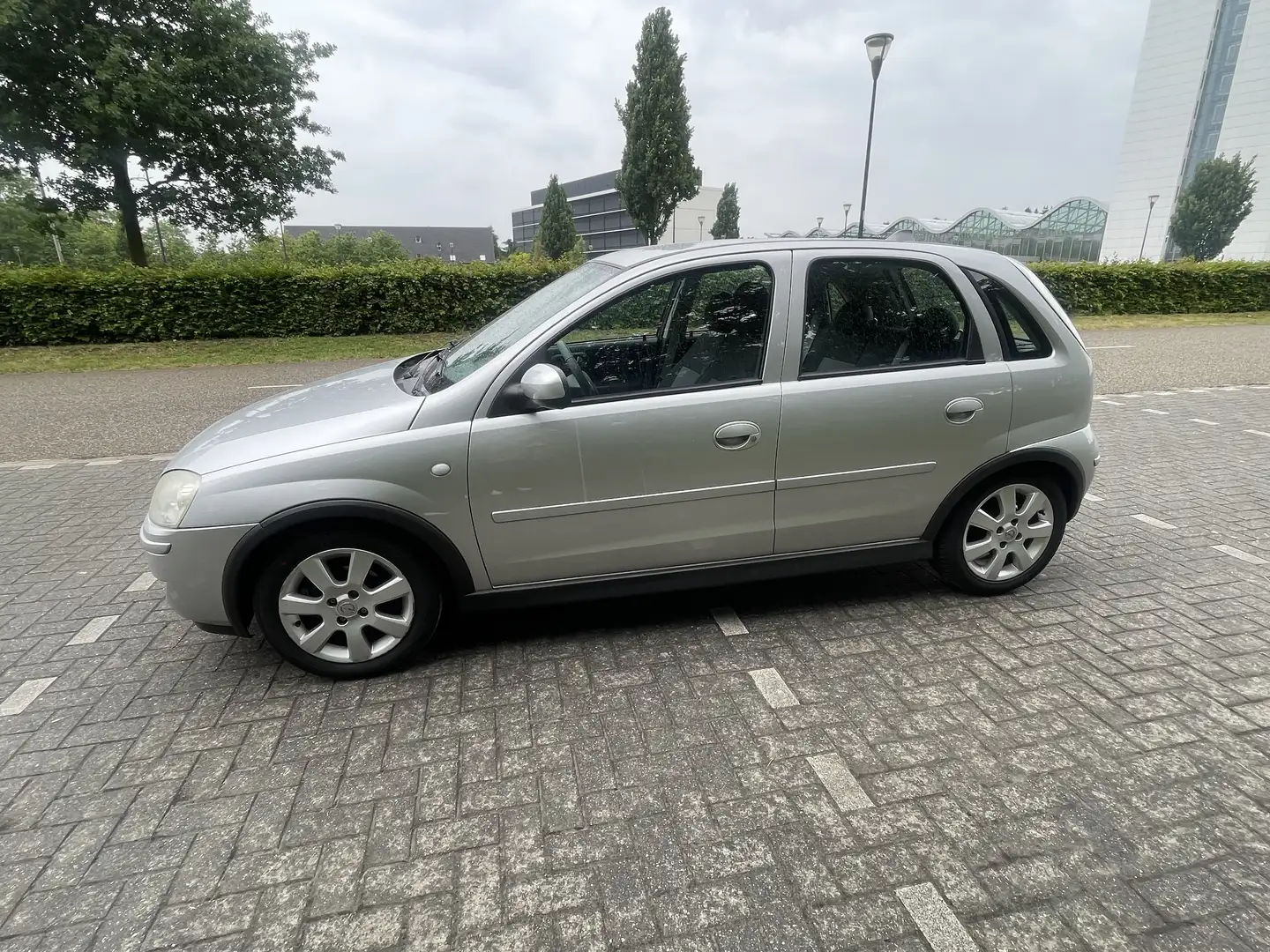 Opel Corsa 1.2-16V Silverline Szürke - 2