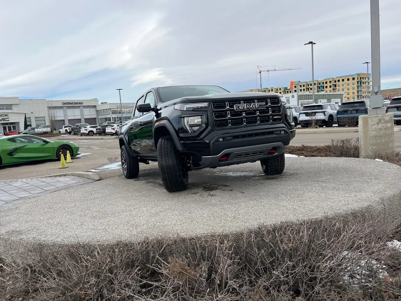 GMC Canyon снимка GMC Canyon