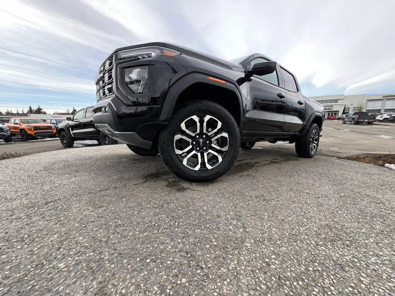 GMC Canyon снимка GMC Canyon