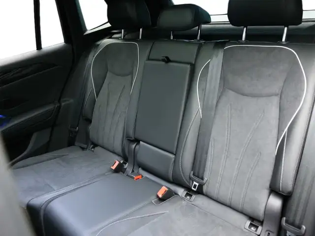 Volkswagen Tiguan view 12