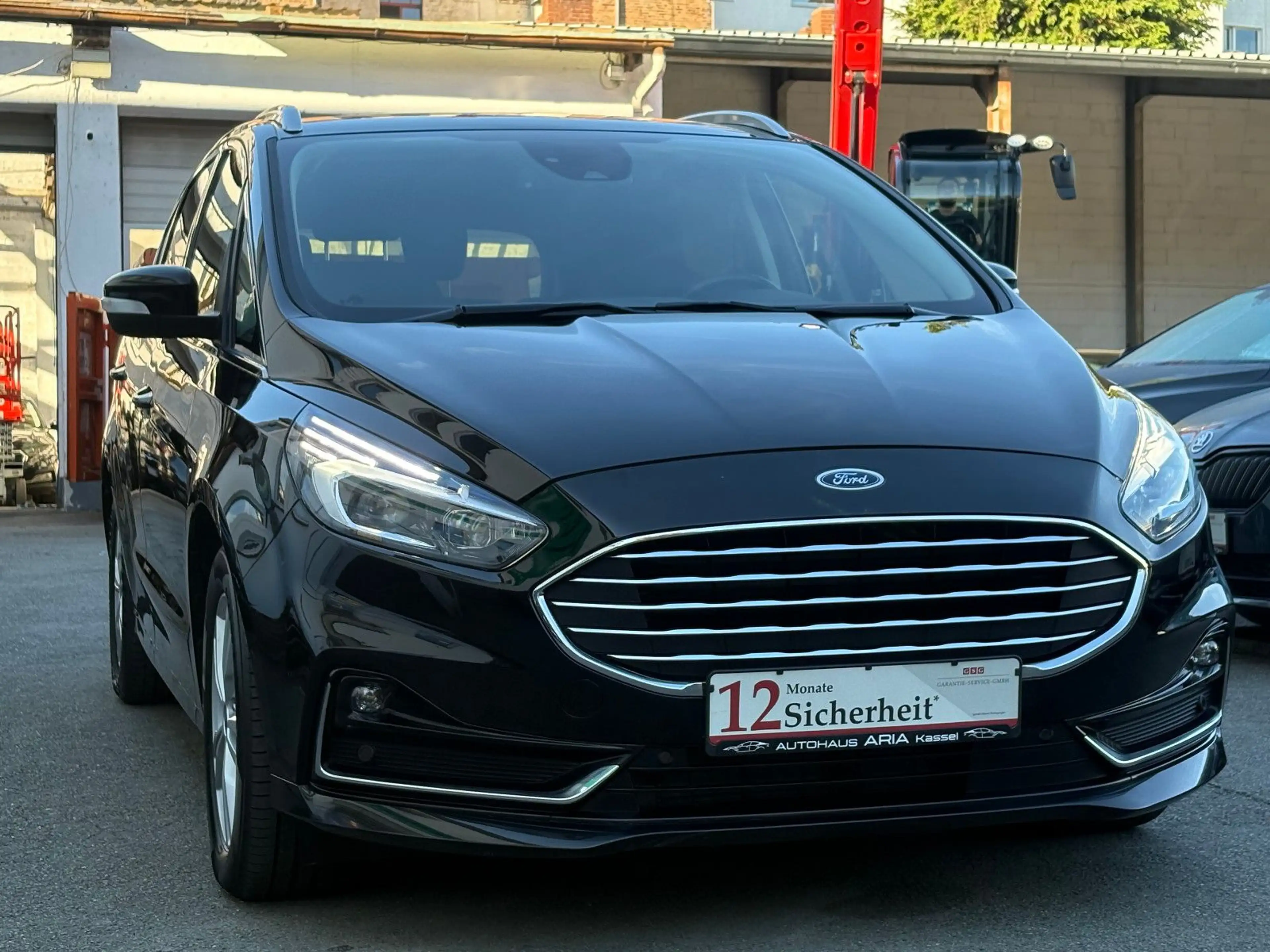 Ford S-Max S-MAX 2.0 EcoBlue AUT. Titanium 7.SITZER KAM LED — photo 5