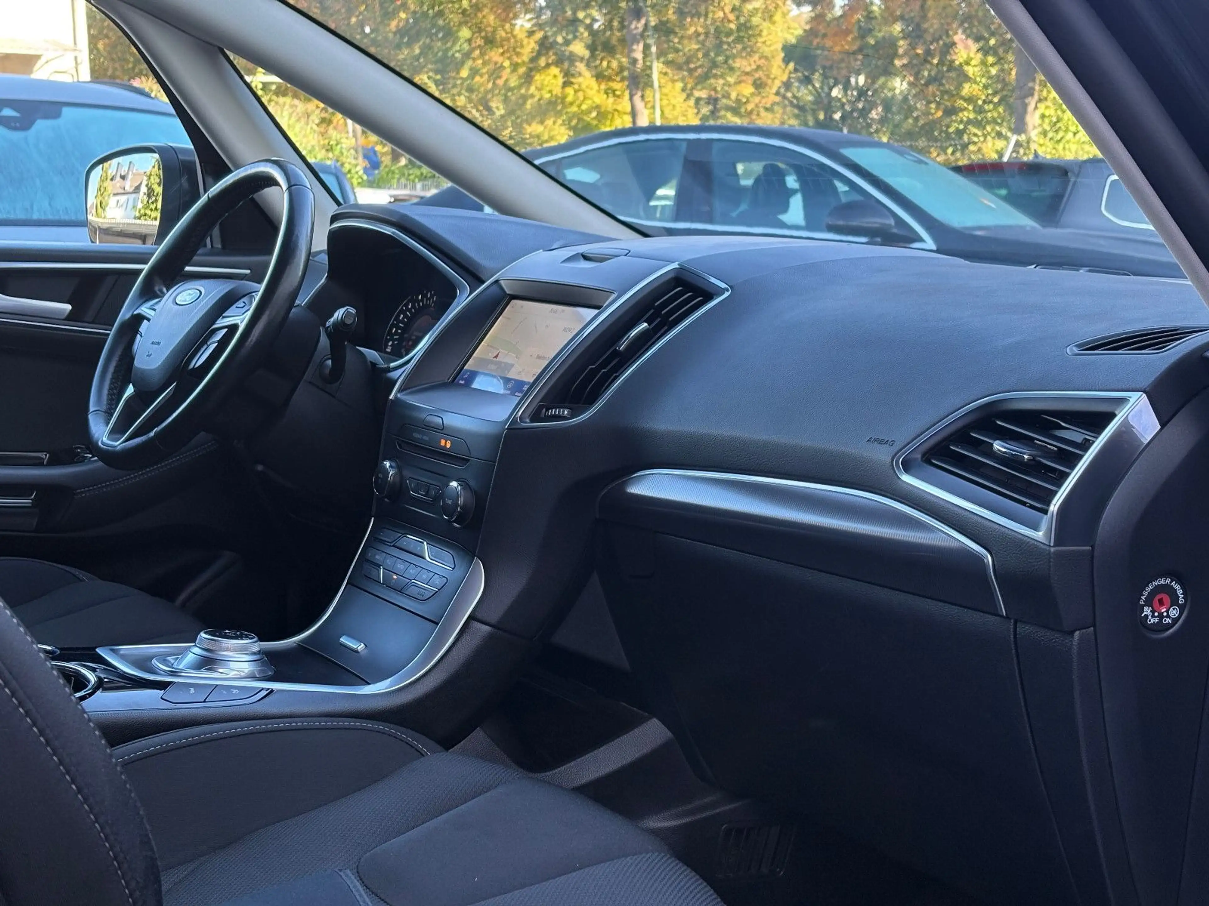 Ford S-Max S-MAX 2.0 EcoBlue AUT. Titanium 7.SITZER KAM LED — photo 11