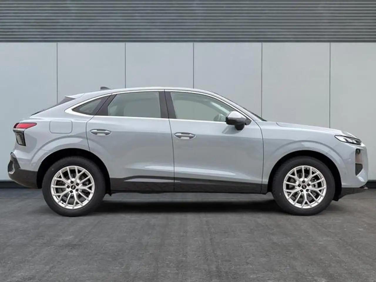 Audi Q3, фото 5