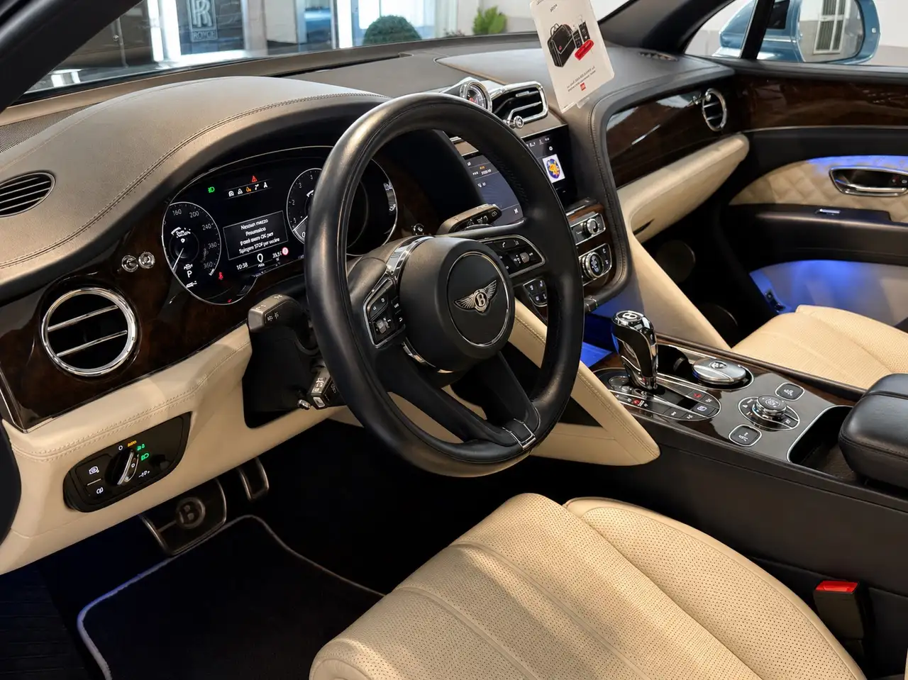 Bentley Bentayga 2021