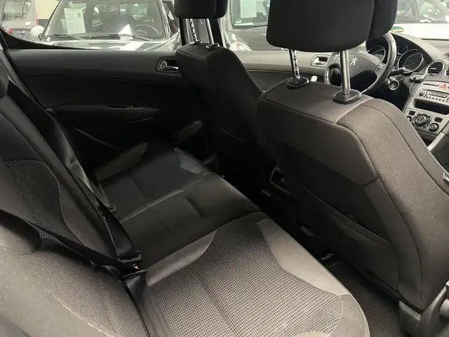 Peugeot 308 view 25
