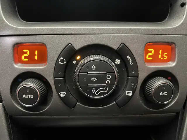 Peugeot 308 view 21