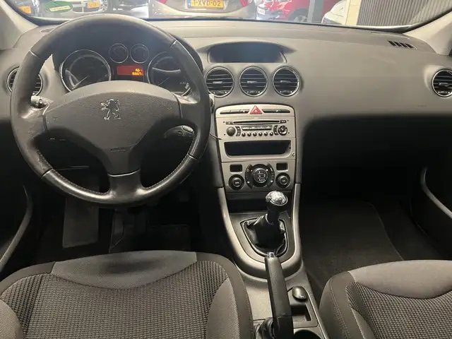 Peugeot 308 view 14