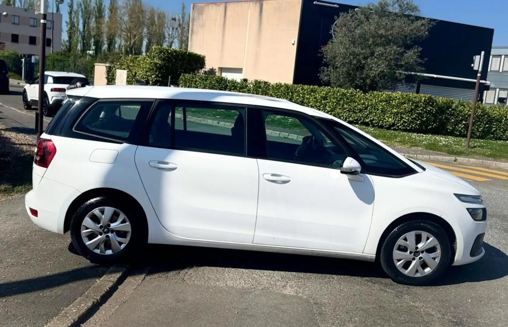 Citroen Grand C4 Picasso 1.2 PT 130CV Spacetourer BUSINESS BVA8 7 PL DISTRI Blanc - 2
