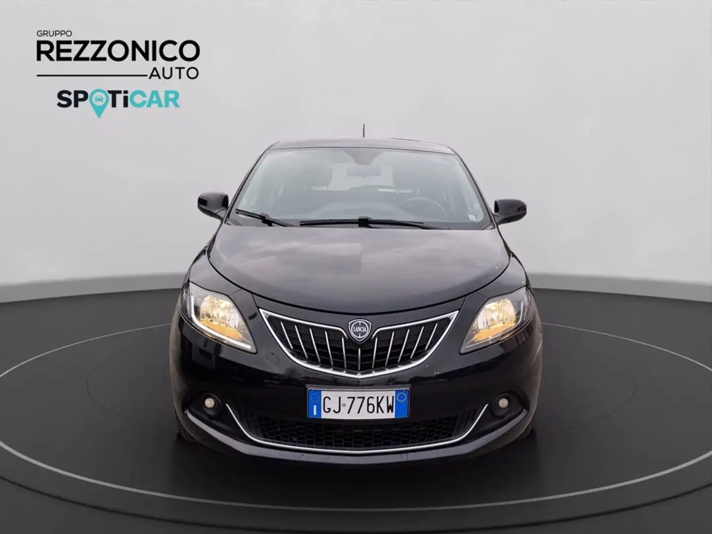 Lancia Ypsilon 1.0 firefly hybrid Gold s&s 70cv per NEOPATENTATI! Grigio - 2