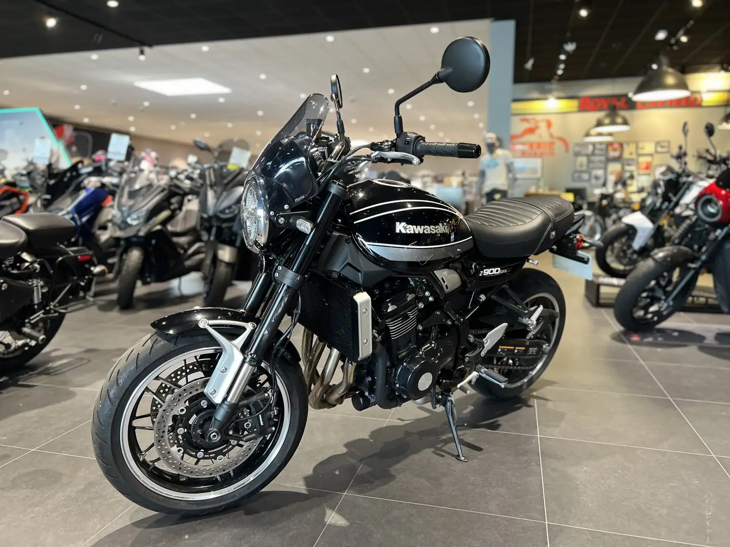 Kawasaki Z 900 Noir - 1