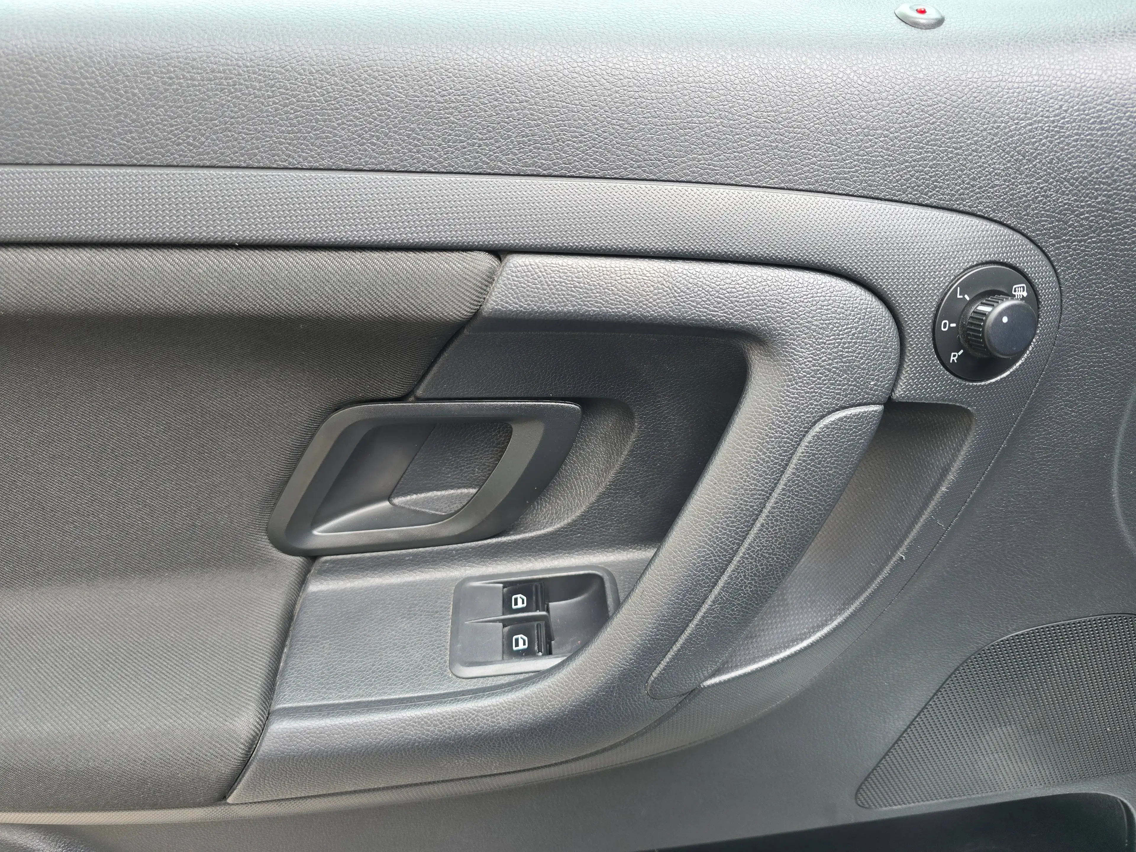 Skoda Roomster Ambition/DSG/1.Hand Scheckheft/Klimatronik/SHZ/PDC/Steuerkette Neu!!! — photo 15